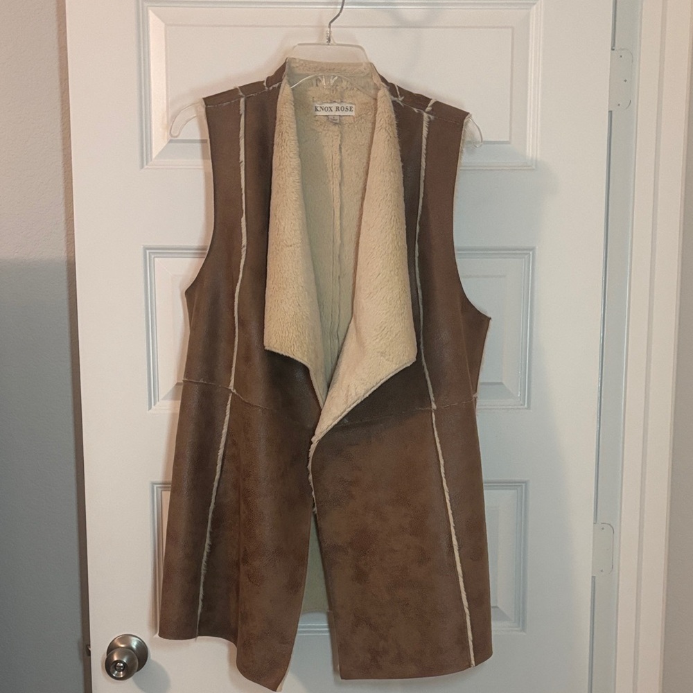 Knox Rose Brown & Cream Sleeveless Faux Suede Vest Sherpa lined SZ L open front